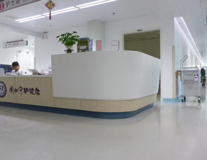 塑胶地板是否容易翘边，如何预防