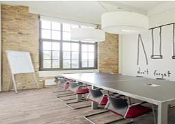 从生产到铺装：PVC 塑胶地板的全流程知识梳理