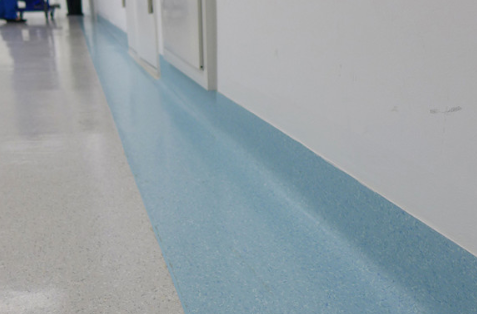 河南塑胶地板厂家教你塑胶地板铺设前地面处理标准与要求